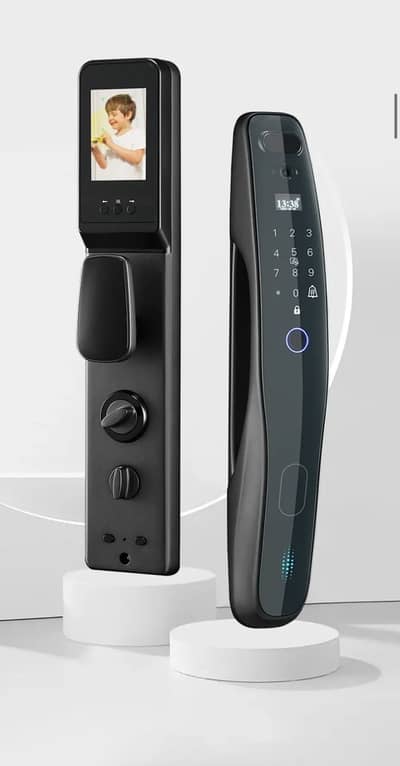 Smart door lock with 2 year warranty, new condition
