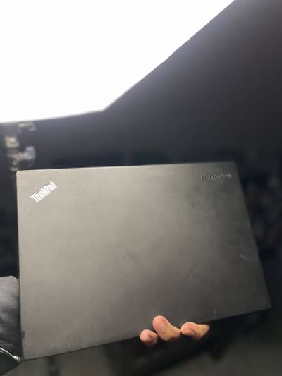 Lenovi i 5 4th generation 8 GB Ram 500 Rom