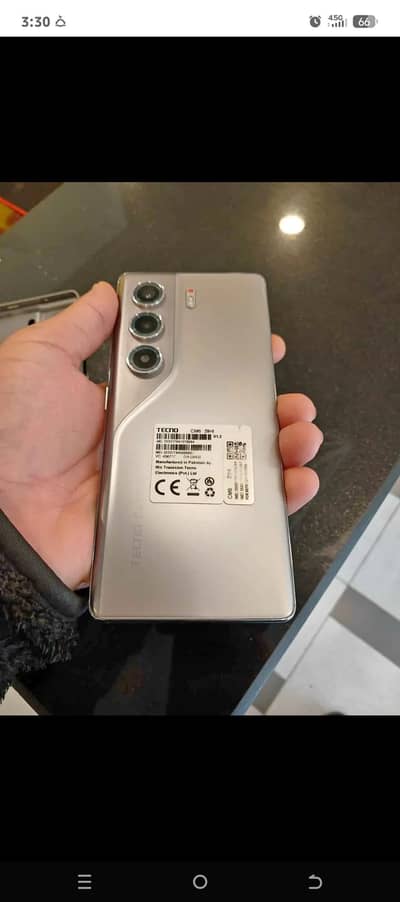 tecno comon 40pro 5g  prosesor dimansity 7300  5200big battry 45wat fa