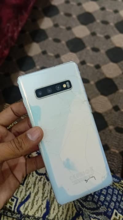 Samsung S10+ 8/128 PTA Approved Dual SIM – Full OK – Only Back Cracked