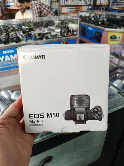 Canon m50ii 4k Mirror less camera 03432112702