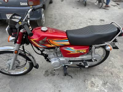 Honda CG-125 Red colour