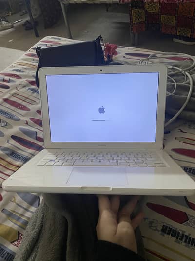 Macbook 13-inch, mid 2010