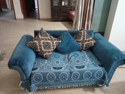 6 Seater Sofa Set for Sale in Lahore – Excellent Condition