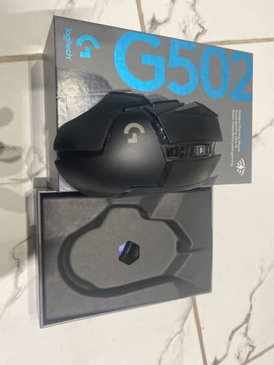 Logitech G502 Lightspeed Wireless Gaming Mouse 10/10 condition