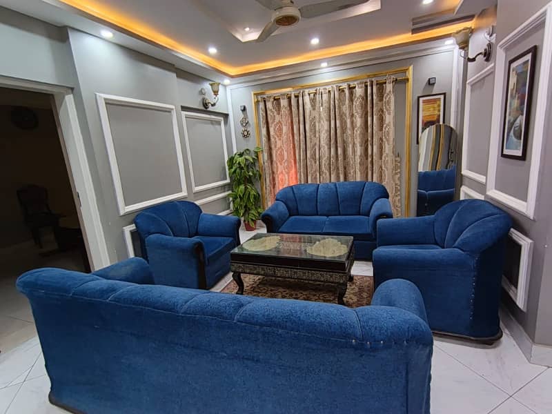 Comfortable 7 Seater Family Sofa | Slightly Used 2