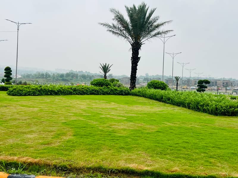 B Block 10 Marla Plot 11