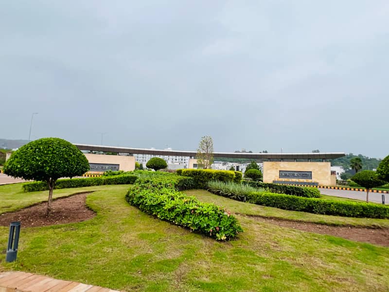 B Block 10 Marla Plot 14