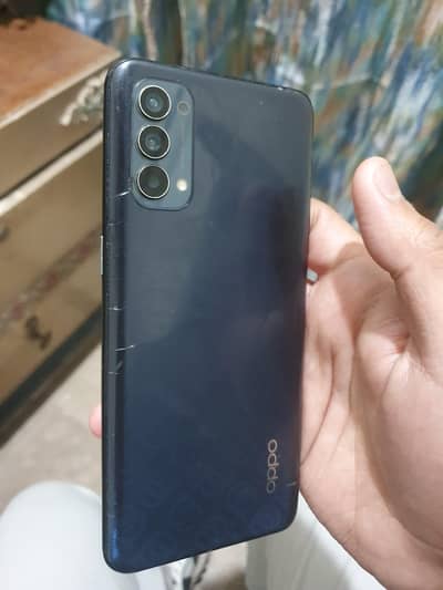 Oppo Reno-4 8gb 128gb with genuine 33watt Vocc charger