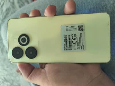 Infinix Smart 8  4/64GB  dual sim