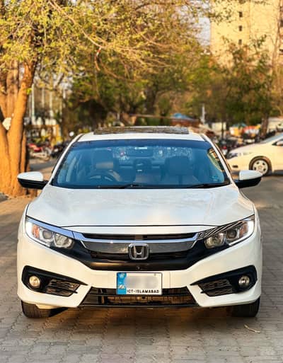 Honda Civic Oriel CVT 2016