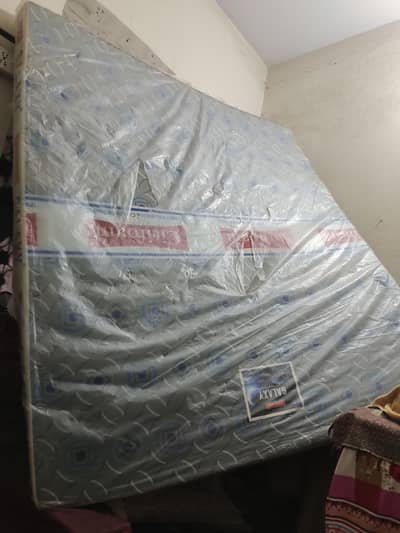 Double bed mattress
