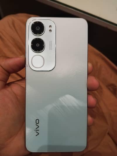 Vivo y19spro 4+4=128
