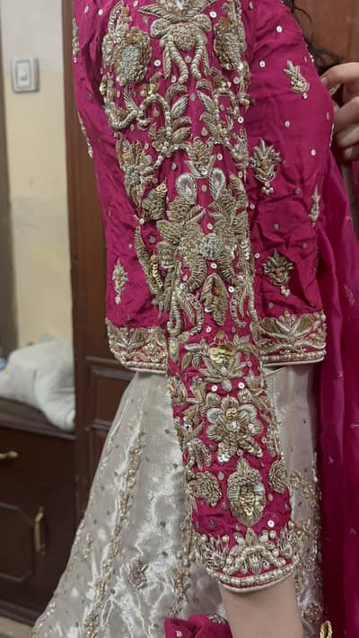 Lehnga for barat