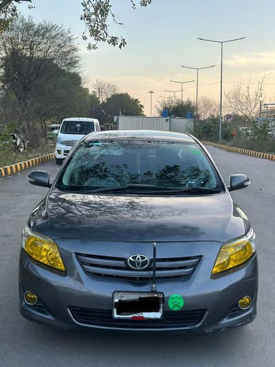 Corolla gli 2010 80% geniune khi. registered