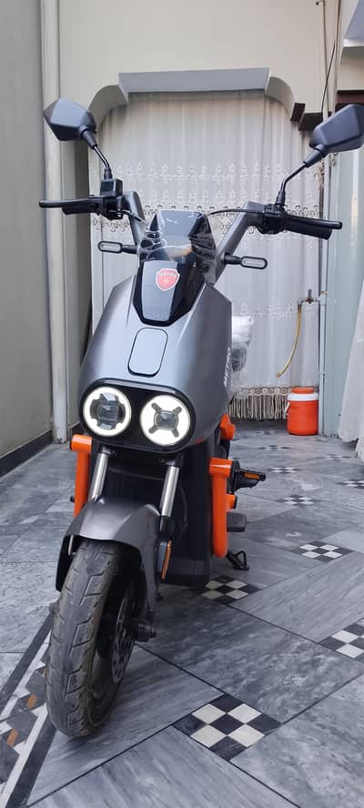 Metro Eletric Scooty