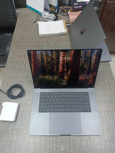 MACBOOK PRO M4 2024 16 INCH 24GB 512GB SSD 14 CPU 20 GPU 8 CC 100 HLT