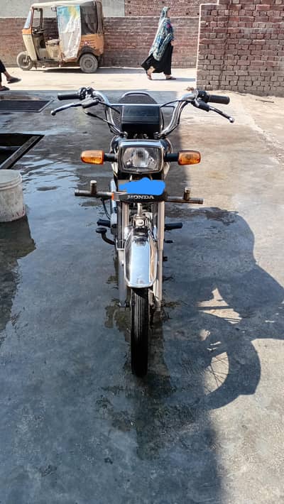 Honda cd 70 2022