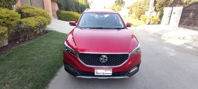 2018 MG ZS  Panaromic Sunroof 1500 CC 3200 Km driven only