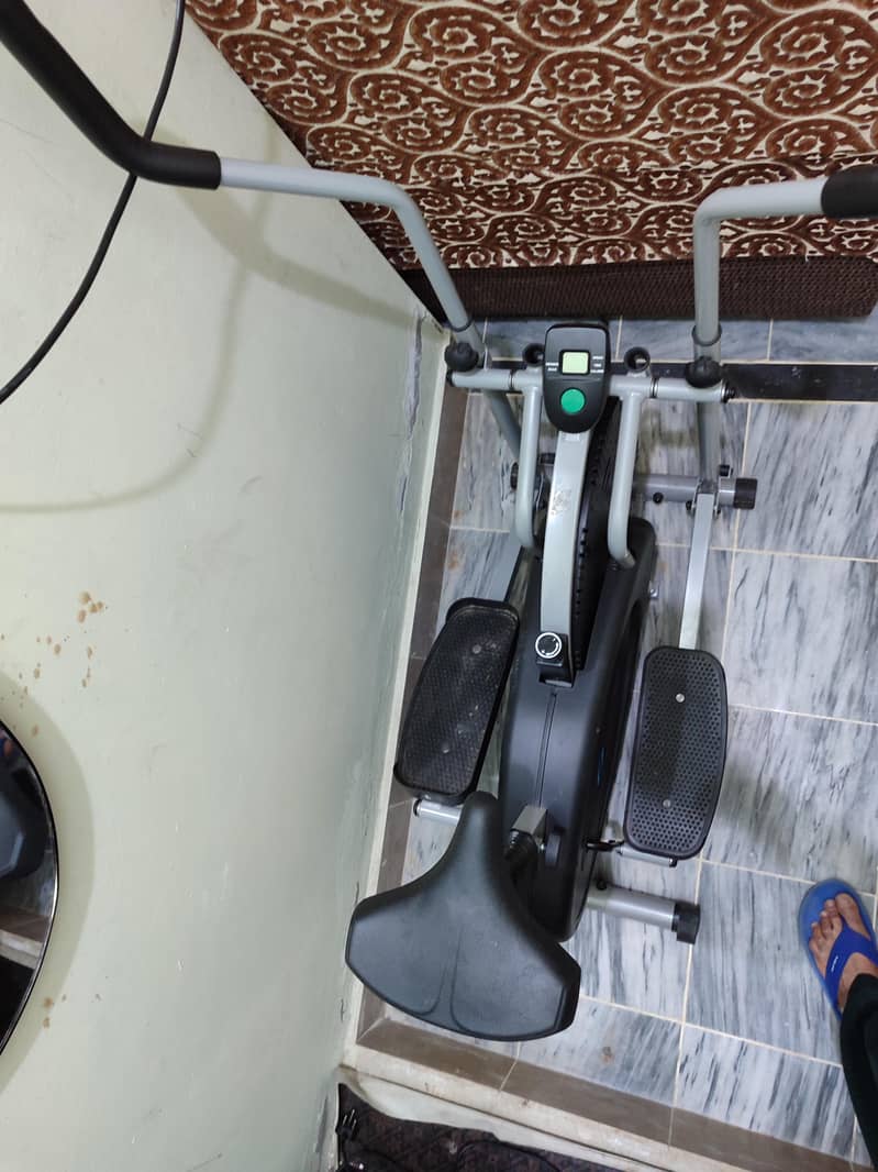Elliptical Machine 0