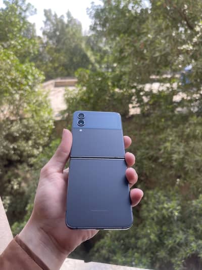 Samsung Z Flip 4