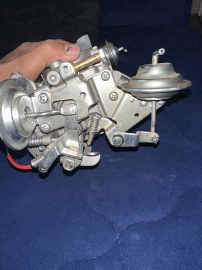 Suzauki caulats old model carburettor for sale good condition