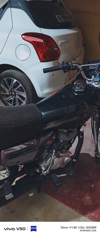 Cg 125 2023 self start silver edition