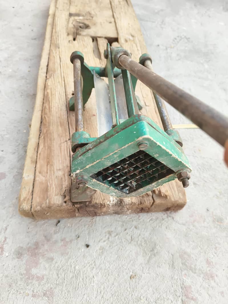 Fries cutting machine 0