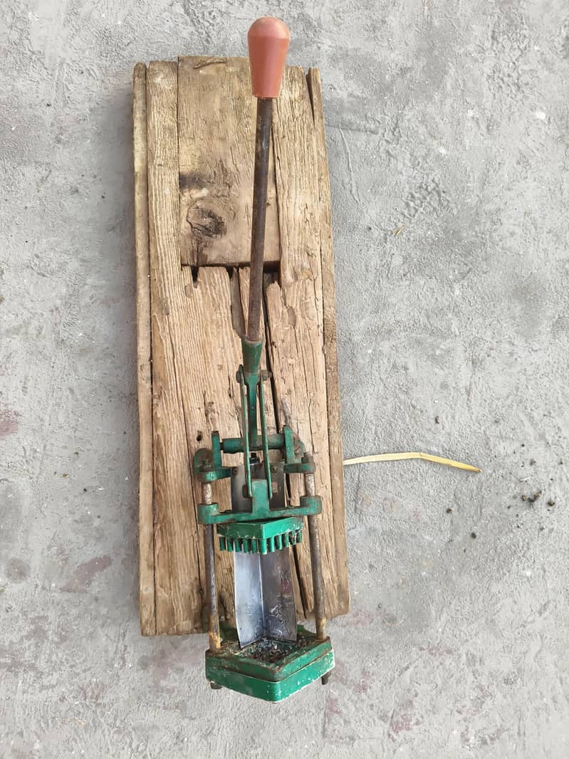 Fries cutting machine 1