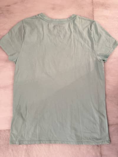 Love scarlet- medium and Abercrombie kids original ages 11-12