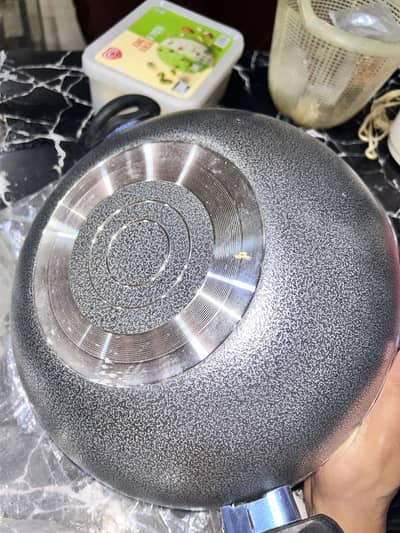 Non stick Karahi brand new