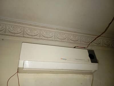 Dawlance Air-condition 2 ton simple