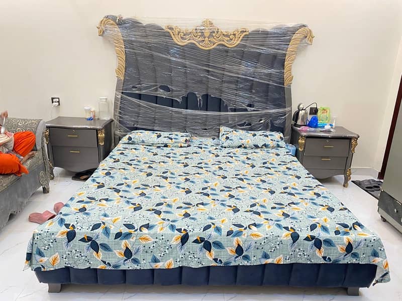 Bed side table dressing table 4