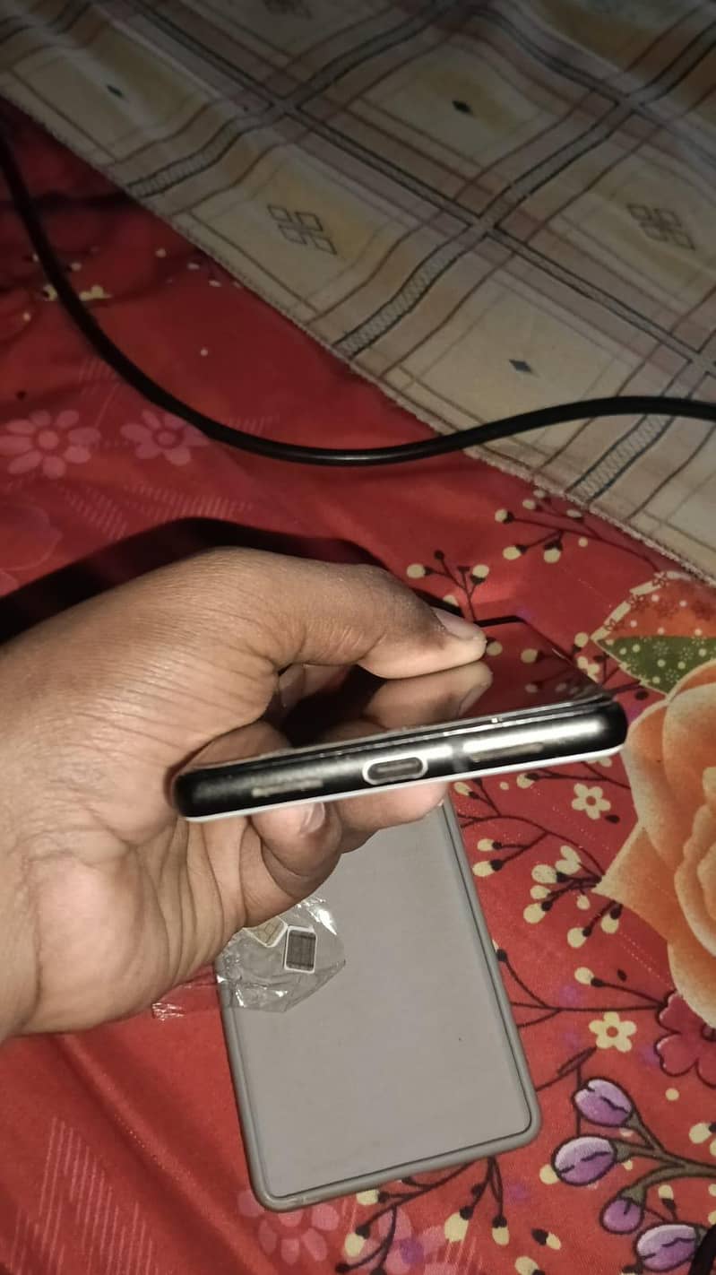 google pixel 6 4