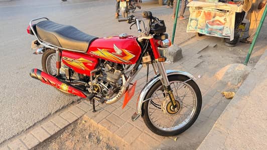 bike red 125 CG