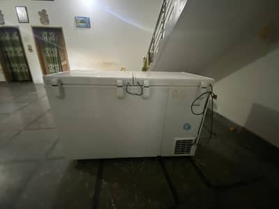 Waves fridge and freezer