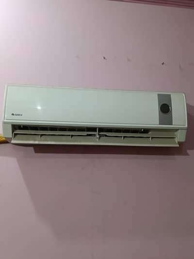 1.5 ton gree chill ac 03024207707