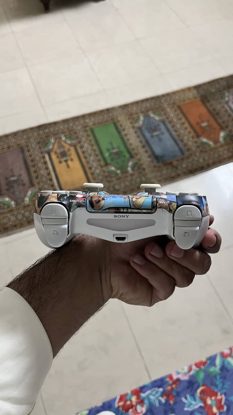 PS4 controller custom skin 1