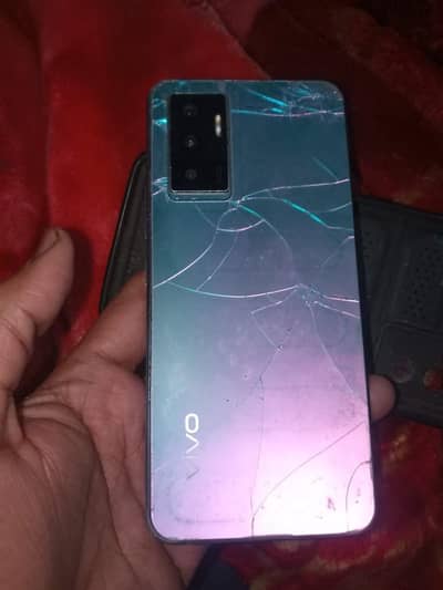 vivo v23e 8+4 128 gb memory koi fault nhi hai only exchange