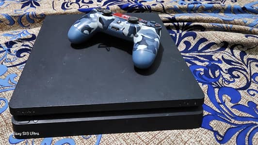 Play Station 4 Slim