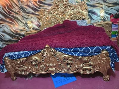 Deco paint with solid wood