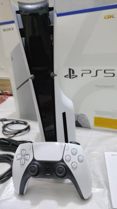 PS5 slim 1tb Disk edition for sale argent O328/19/55109 my Whatsapp