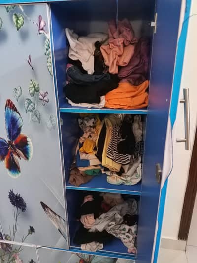 almari for sale 3 door