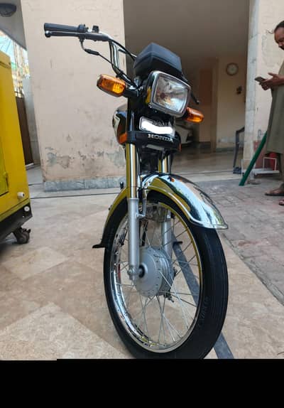 CD 70 black edition 2025