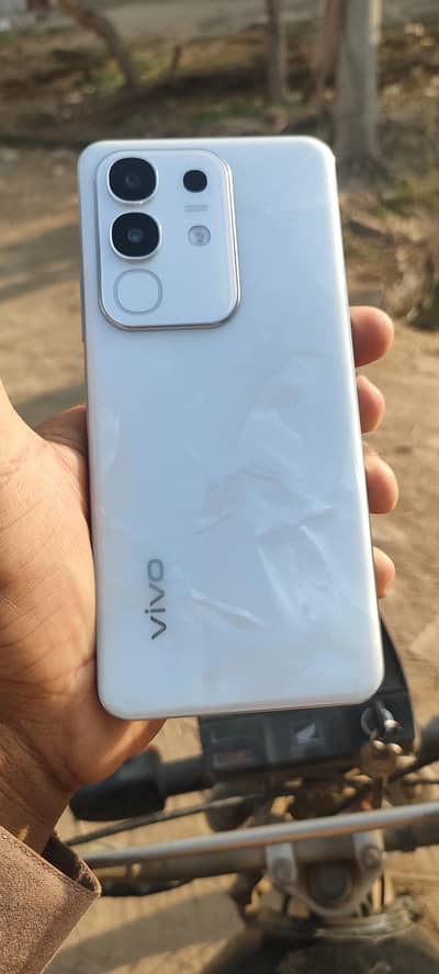 Vivo Y29((( Only 2 days use) urgent sale need money