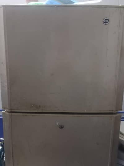 Pel Refrigrater