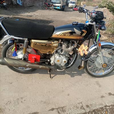 Honda CG 125 Self Start Gold