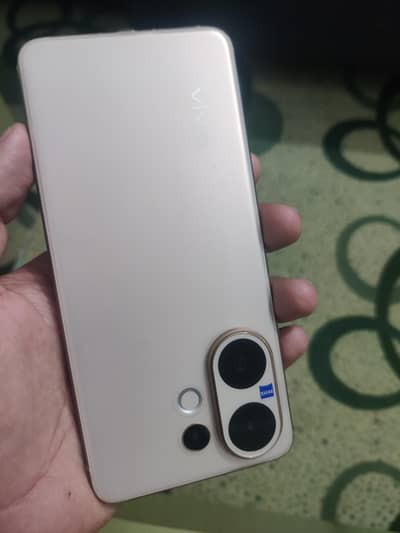 vivo V60