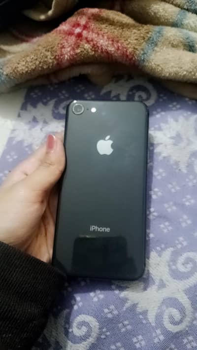 I phone 8 fingers print ok 126gb