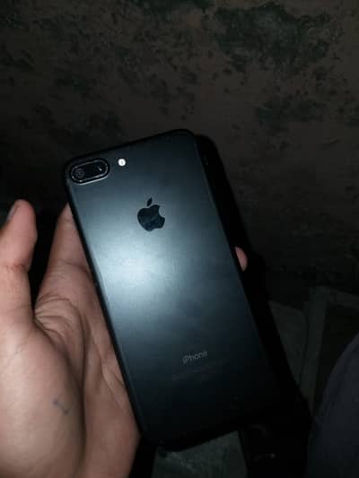 7 plus black colour